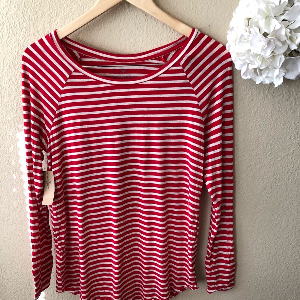 Crewneck long sleeve tee